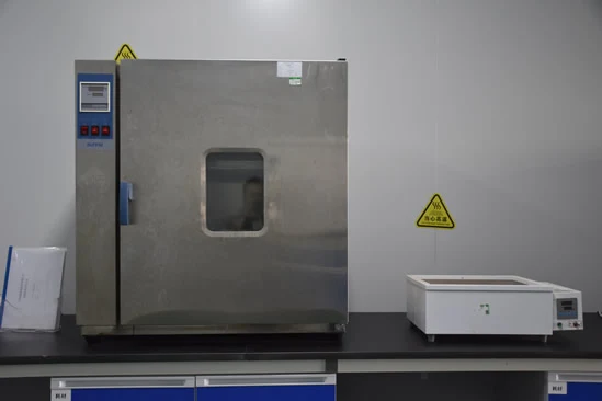 恒温干燥箱1
